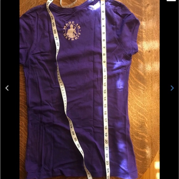 Made In Detroit Purple Winged Tire Logo T-shirt L - Picture 6 of 6